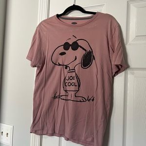 Old navy snoopy graphic tee